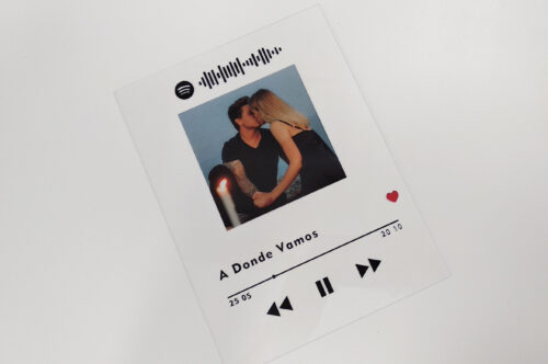 Metacrilato con Código de Música